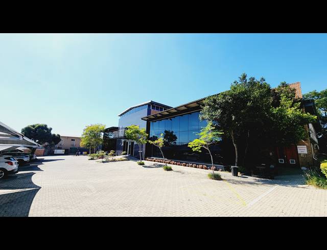2,221M² WAREHOUSE FOR SALE IN NORTH RIDING